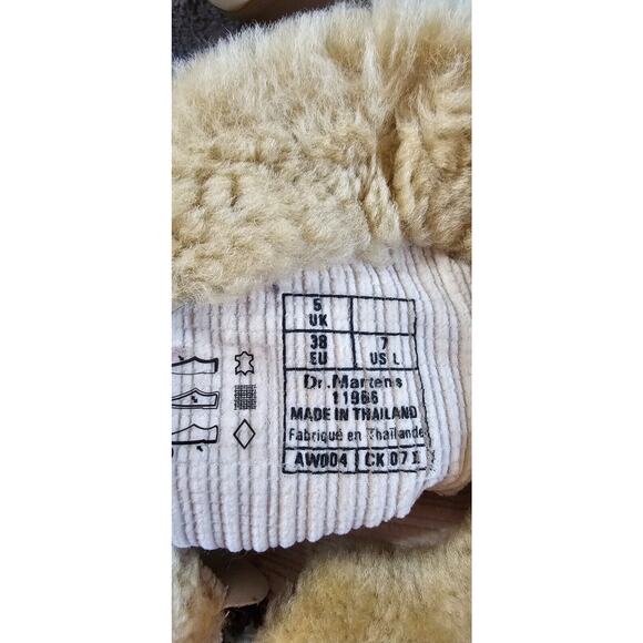 DR. MARTENS Dana‎ 2 Off White Ivory Leather High Leg Fur Boots #11966--US 7 - Picture 7 of 12